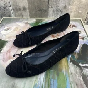 Stuart Weitzman Vintage Lattice Suede Ballet Flats in Black Size 8.5.
