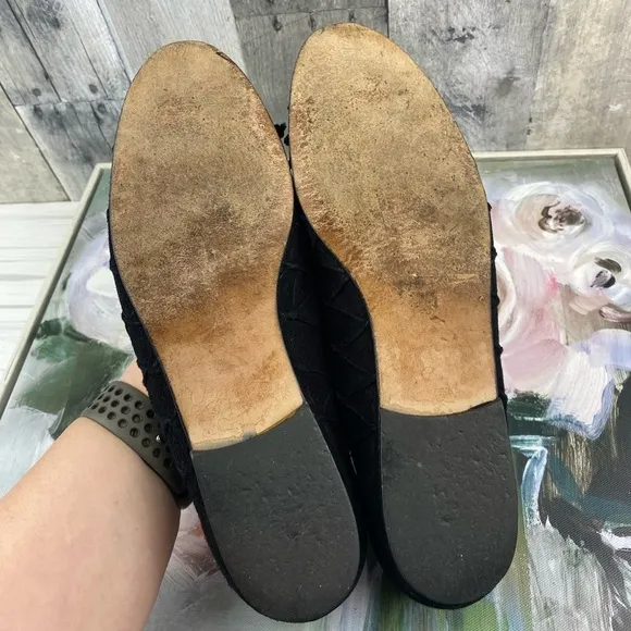 Stuart Weitzman Vintage Lattice Suede Ballet Flats in Black Size 8.5.