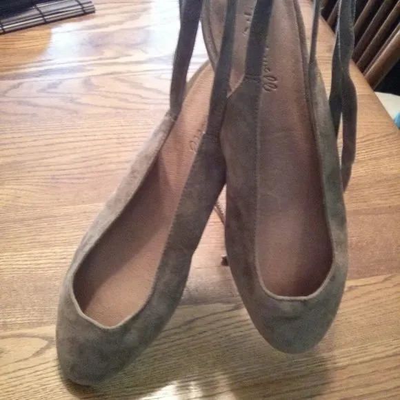 Suede Wrap Ballet Flats Size 9 Balletcore Classic Old Money Quiet Luxury