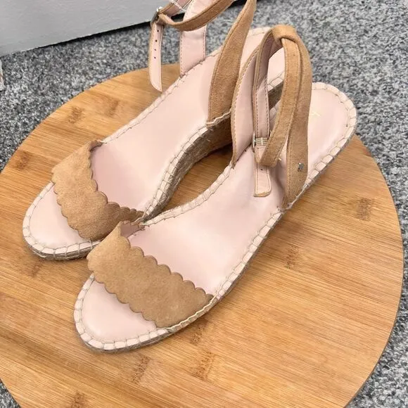 Sz 8 Kate Spade Tan Theodora Leather Scalloped Sandals NWOT $238 MSRP