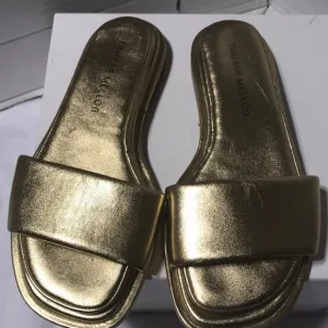 Tamara Mellon gold slides. NWOT