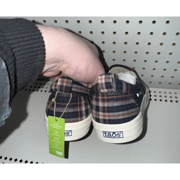 Taos Rubber Soul Womens Canvas Slip On Loafers Sneakers Flats Size 9 Plaid