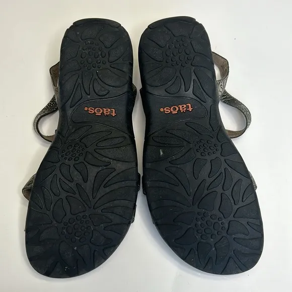Taos Trophy Leather Sandals Floral in Pewter 6