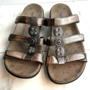 Taos Women's Bronze Prize Leather Slide Sandal in Size 10
