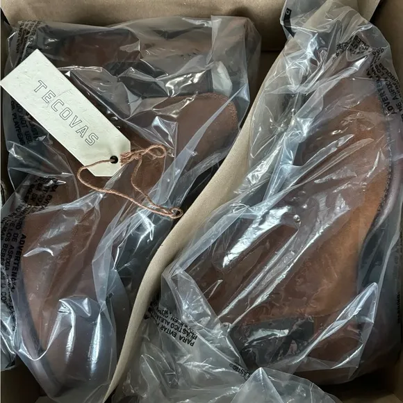 Tecovas, ‘The Chance’ suede boots. 9M