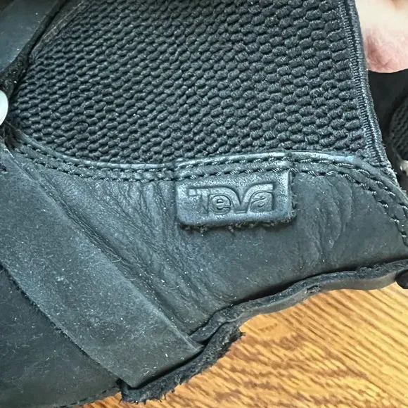 TEVA Ellery Chelsea Ankle Boot Pull On Waterproof Suede Leather Black Sz 8.5