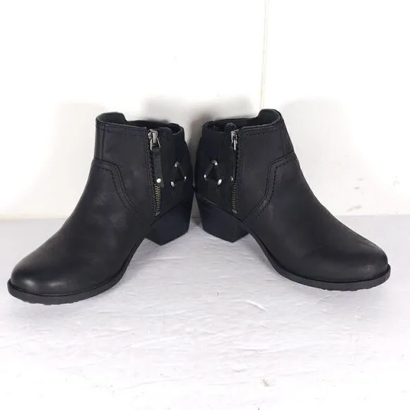Teva Women's Foxy US 6, 5 Black Leather Side Zip Ankle Boots Booties