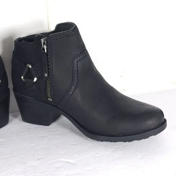 Teva Women's Foxy US 6, 5 Black Leather Side Zip Ankle Boots Booties