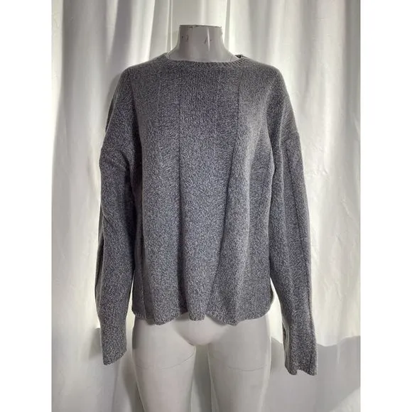 Theory Knitted Crewneck Sweater in Grey Wool