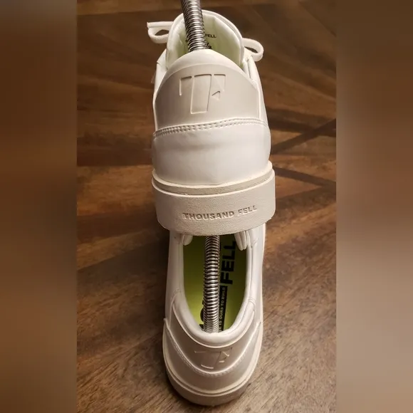 Thousand Fell Women’s White Lace-Up Sneakers Size 9.5 Sustainable Bio-Leather