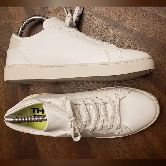 Thousand Fell Women’s White Lace-Up Sneakers Size 9.5 Sustainable Bio-Leather