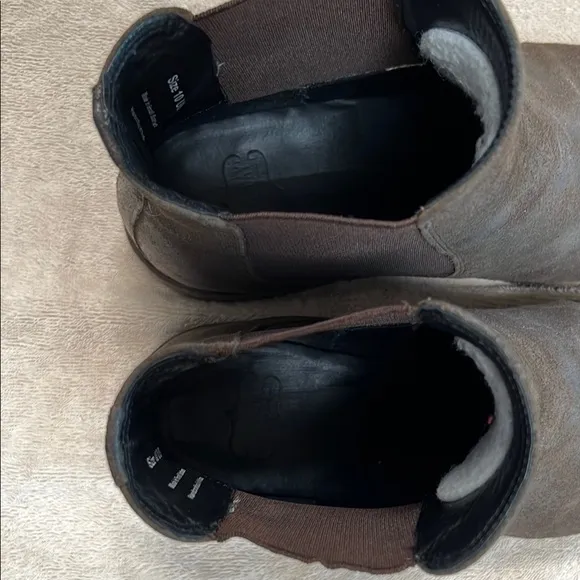 Thursday Cavalier Chelsea Boots