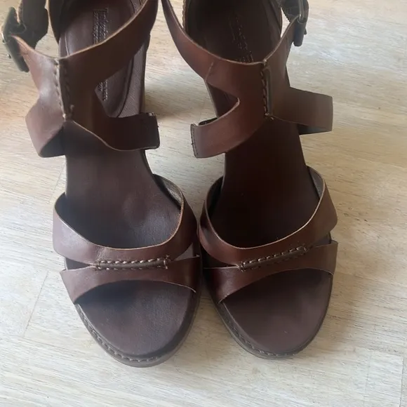 Timberland Earthkeepers Stratham Heights leather chunky heel size 6.5 sandals
