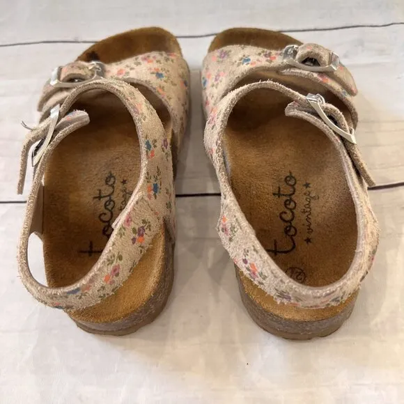 Tocoto Vintage Floral Leather Sandals