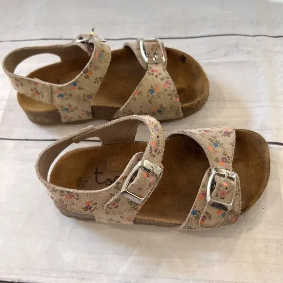 Tocoto Vintage Floral Leather Sandals