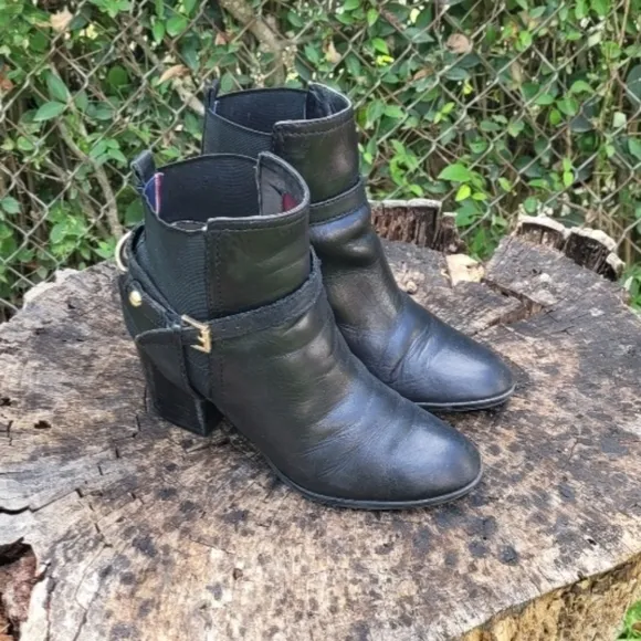 Tommy Hilfiger Genuine Leather Ankle Booties/Black Platform Heel 90s