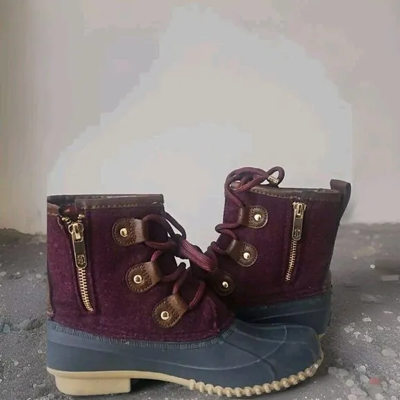 Tommy Hilfiger Women's Reanna Lace Up Side Zip Burgundy Duck Boots Size 6