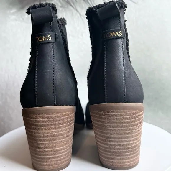 🌸TOMS🌸 Black Everly Chelsea Boots Size: 12