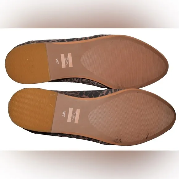 TOMS JUTTI NEAT SZ 7 M BLACK BROWN SUEDE LEATHER FLATS COMFORT SHOES
