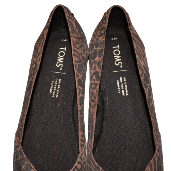 TOMS JUTTI NEAT SZ 7 M BLACK BROWN SUEDE LEATHER FLATS COMFORT SHOES