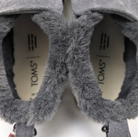 Toms Paxton Suede Slip On Platform Sneaker Chukka Bootie Fur Trimmed Gray size 7