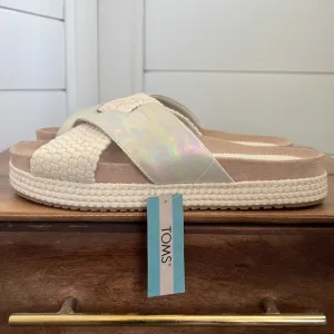 Toms sandals new with tag