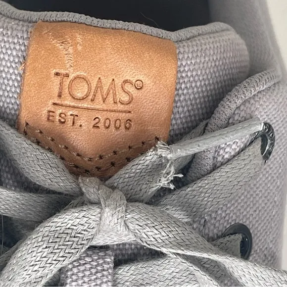 Toms TRVL LITE 2.0 Low Lace up OrthoLite Recycled materials vegan Grey shoe