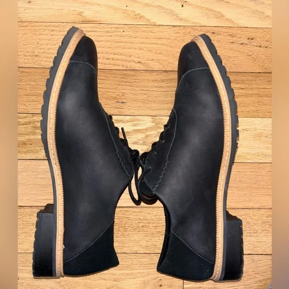 TOMS Women’s 7.5 Ainsley Black Leather and Suede Oxford Flats like NEW