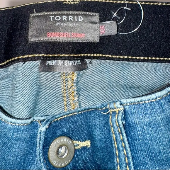 TORRID NWOT Premium Bombshell High-Rise Destructed Winchester Eco Wash Jeans 10
