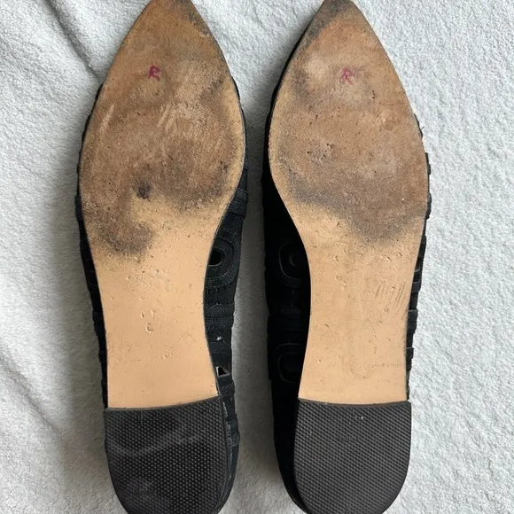 Tory Burch‎ &quot;Leyla&quot; Pointed Toe Flats size 8 suede slip on shoes