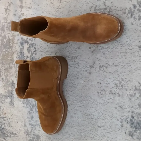 Tory Burch Chelsea Boots