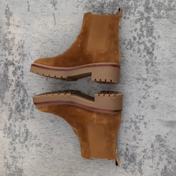 Tory Burch Chelsea Boots