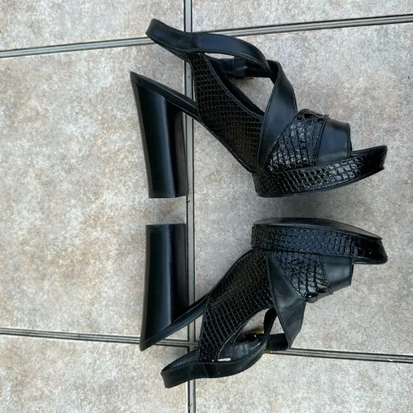 Tory Burch Leather Slingback Sandals