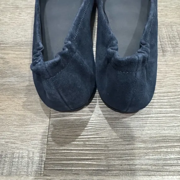 Tory Burch Minnie Travel Ballet Leather Logo Suede Round Flats in Perfect Navy