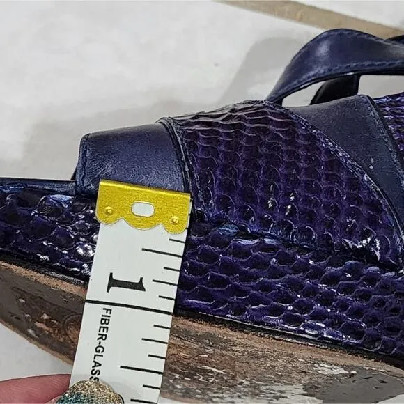 Tory Burch purple snakeskin leather wooden heeled platform sandals women's 10