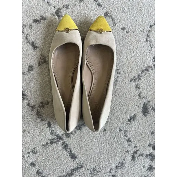 Tory Burch Tan‎ and Yellow Color block Suede Flats Size 7M Gold Logo