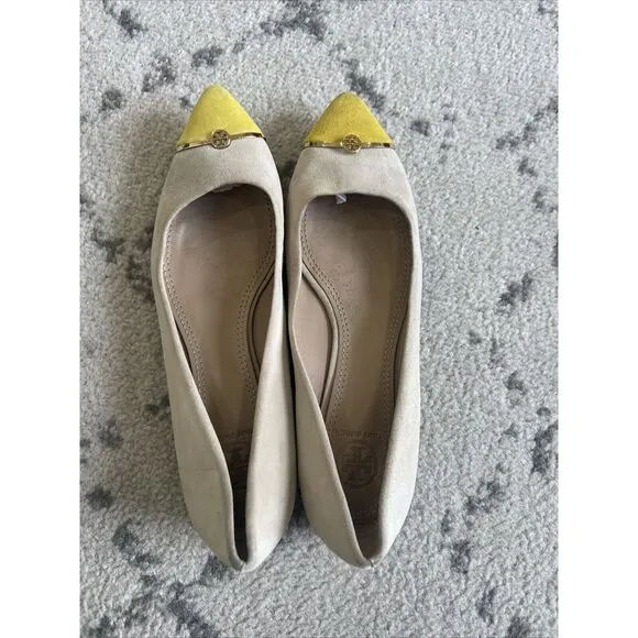 Tory Burch Tan‎ and Yellow Color block Suede Flats Size 7M Gold Logo