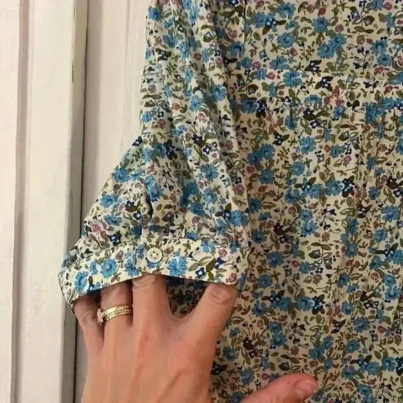 Tuckernuck Hyacinth House Blue Floral Quinn Dress size small