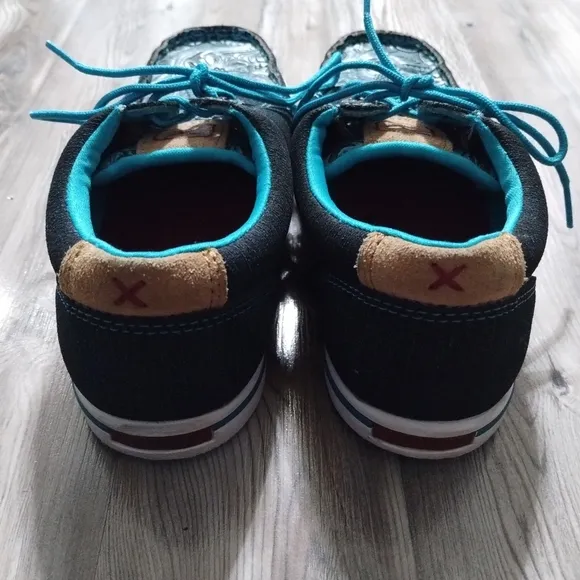 Twisted X Womens Kicks Teal Blue Tooled Leather Floral Sneakers Size 8.5