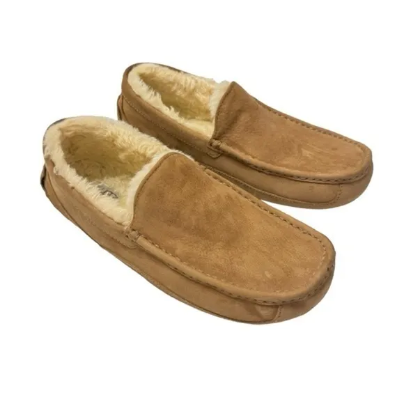 UGG Ascot Chestnut Suede Moccasin Slipper Loafers Sz 11