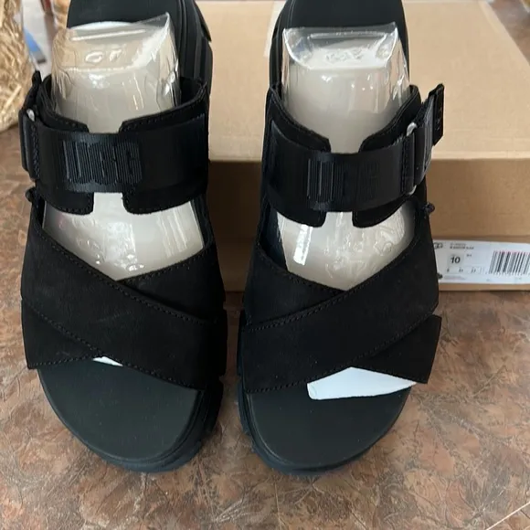 UGG Ashton Slides