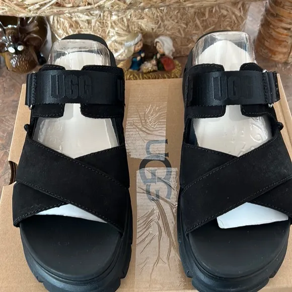 UGG Ashton Slides