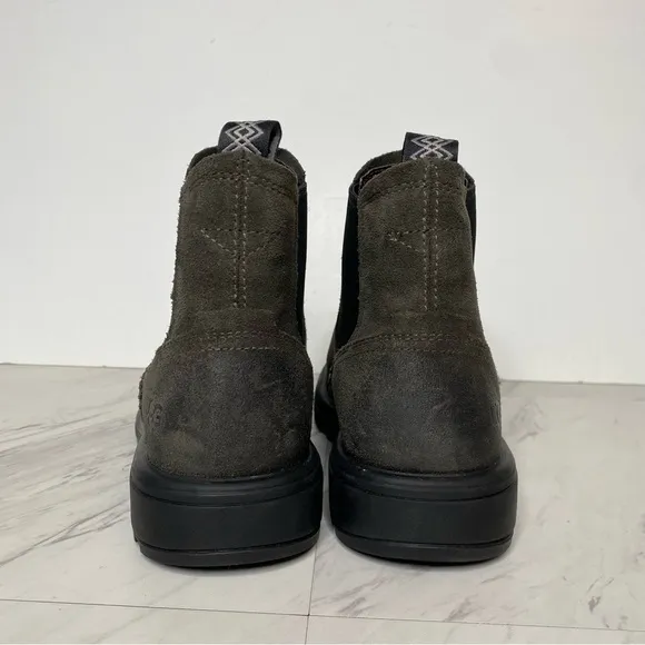 UGG Biltmore Chelsea Gray Green Suede Boot 7 Men’s
