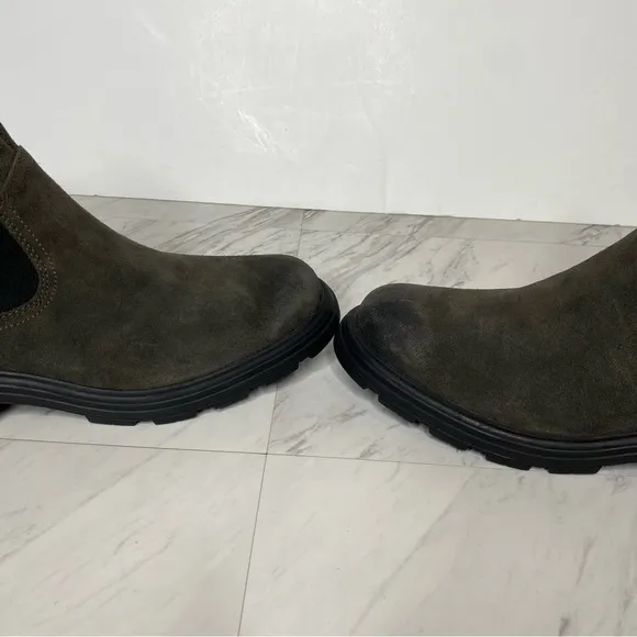 UGG Biltmore Chelsea Gray Green Suede Boot 7 Men’s