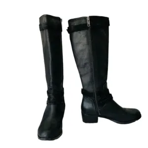 UGG Black Darcie Side Zipper Boots Size 6