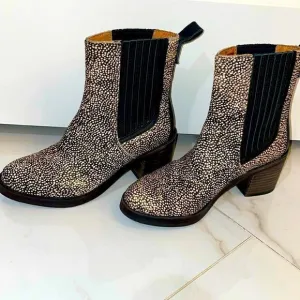 UGG Camden Calf Hair Chelsea Boots