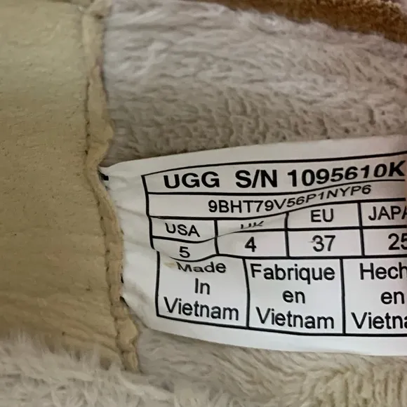 UGG Hailey Sparkle Tan Suede Sheepskin Lined Loafer With White Trim Big Girl 5