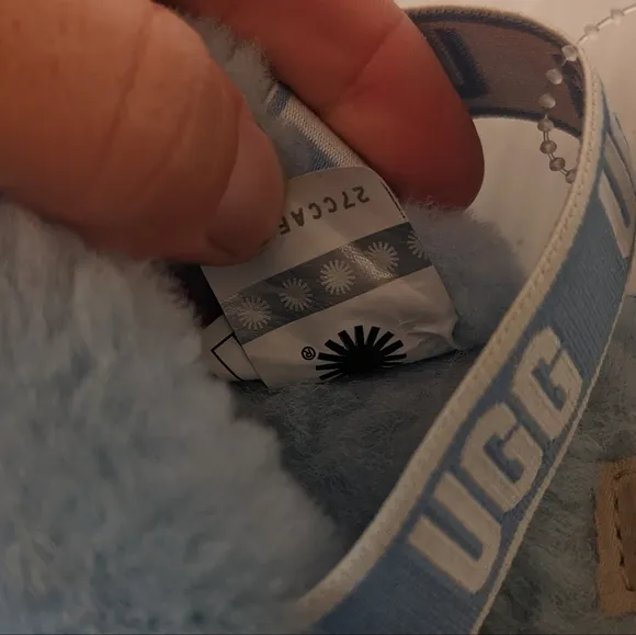 UGG Kids Oh Yeah Slides slippers size 12