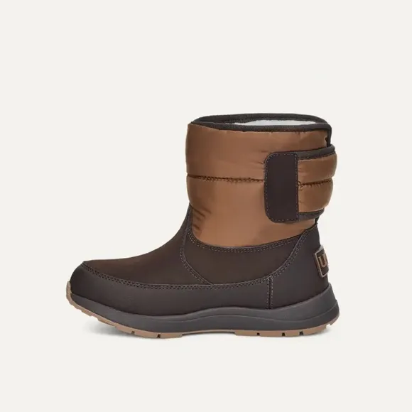 UGG kids Toty brown weatherproof boots size various