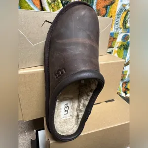 Ugg leather sandals